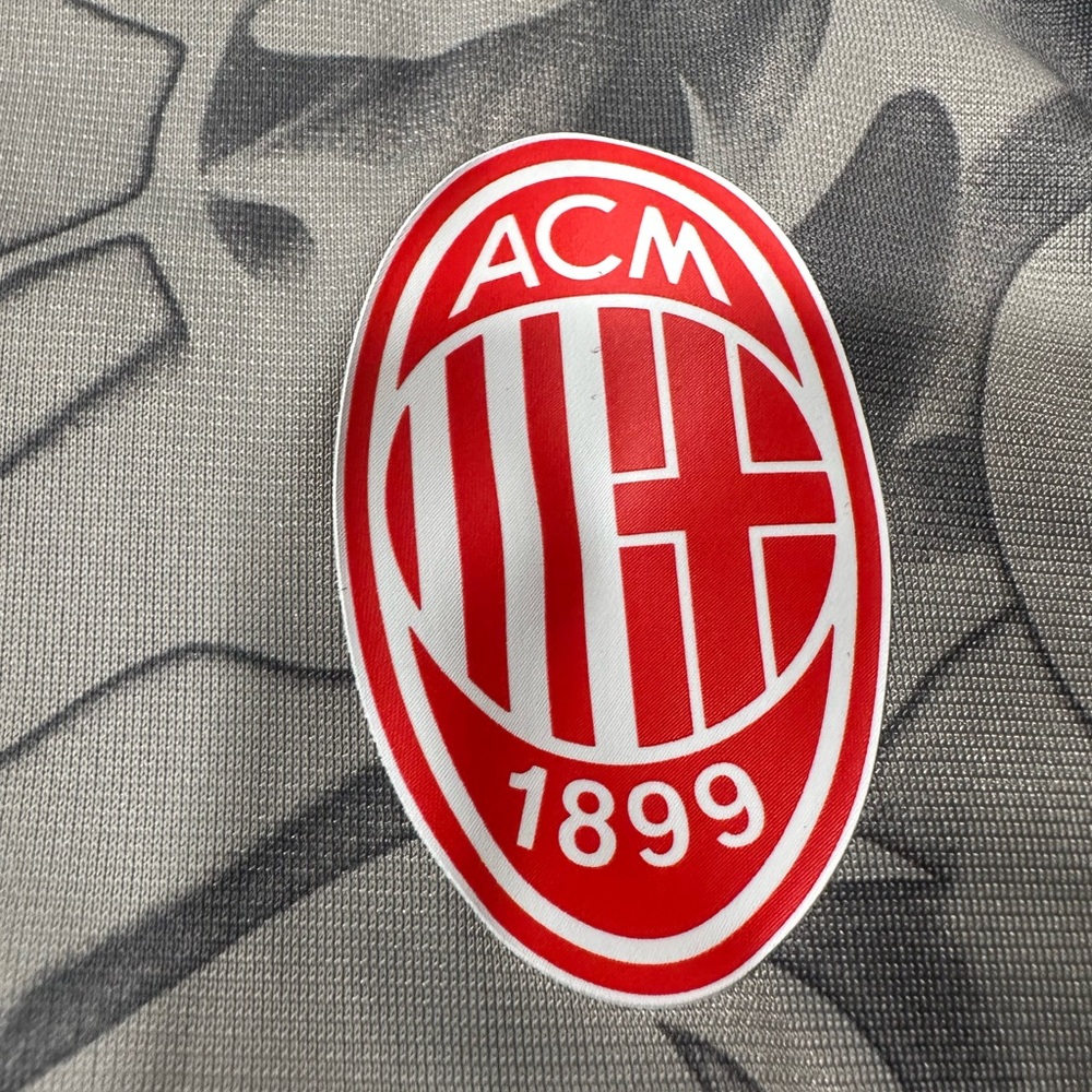 AC Milan PUMA Soccer / Football Men’s 1/4 Zip Long Sleeve (Large) Retail For $75 - Picture 13 of 14